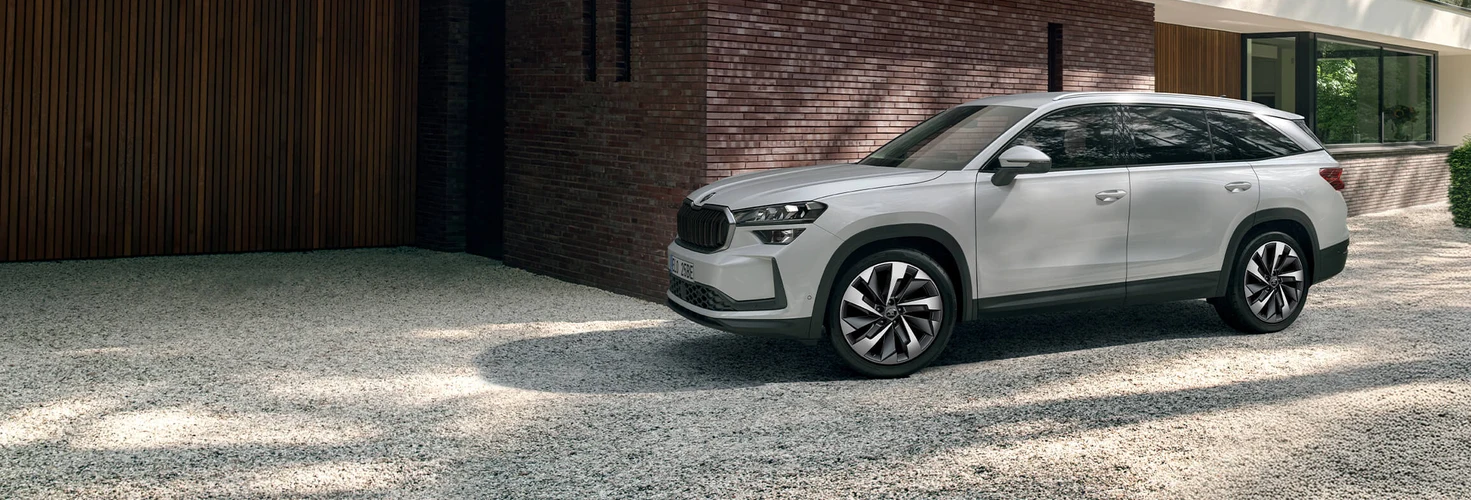 The Kodiaq you love. Now with hybrid power.
