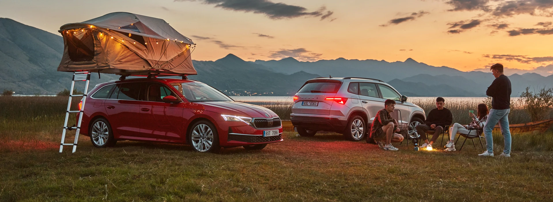Campingsugen? Våra bilar har otroligt stort bagageutrymme i alla storleksklasser – från kompakta Fabia till den största SUV:en Kodiaq. Sov skönt i ett taktält som enkelt monteras på bilens takräcken.